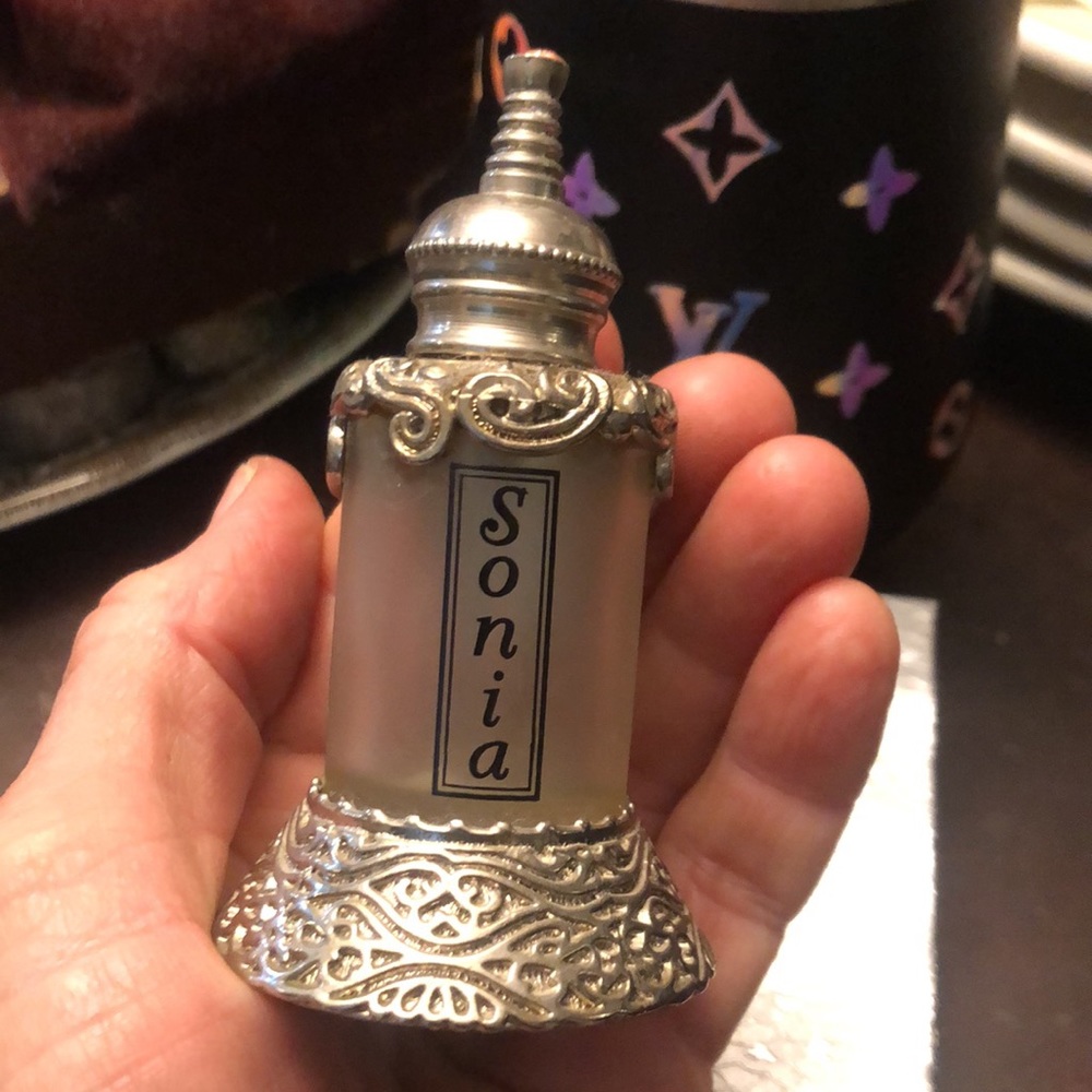 Rasasi Dubai Arabic ornate perfume bottle - Picture 4 of 11
